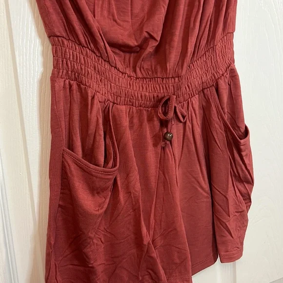 NWT Venus Lascana romper shorts swimsuit cover up off the shoulder light red 8 - Picture 8 of 9